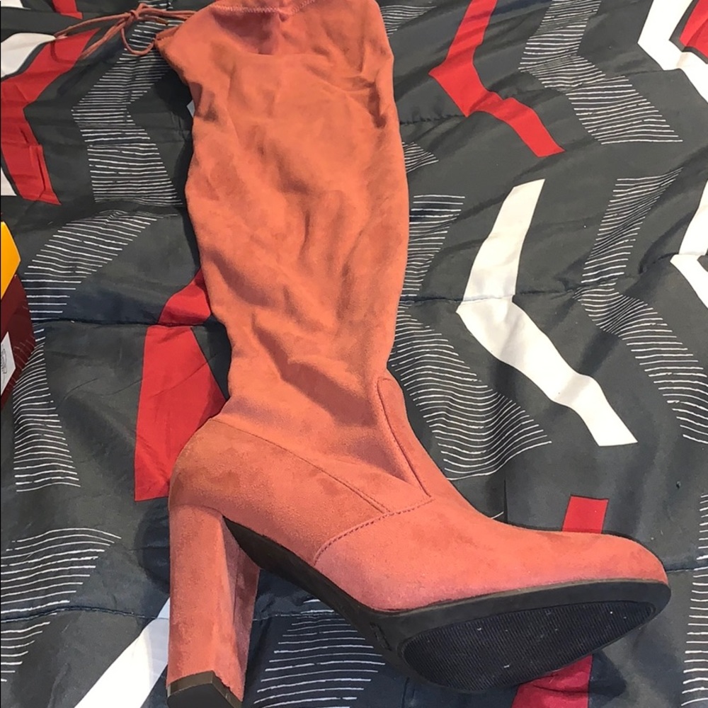 Hilltop high boots